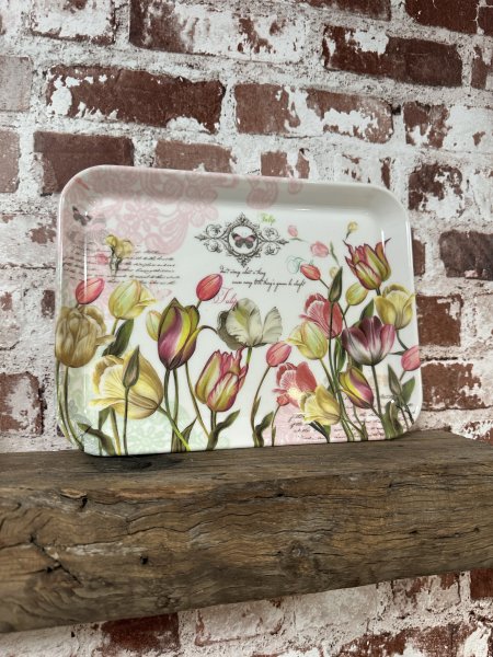 vacker bricka med tulpaner