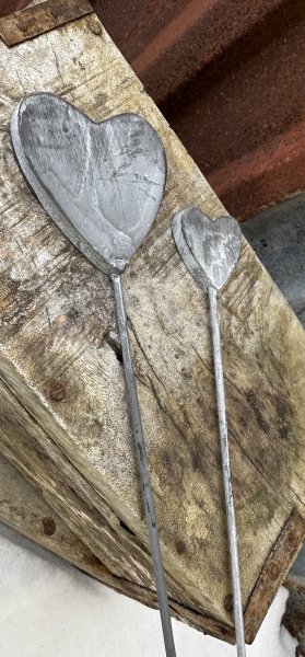 Hjärta på stick att dekorera med 