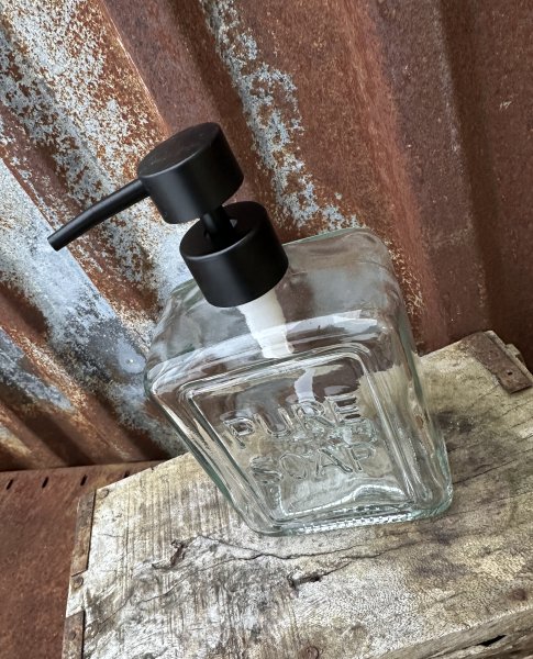 Tvålpump PURE SOAP med svart pump 