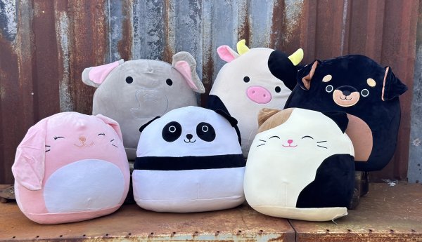 Mjukisar super mjuka gulliga djur Soft Squish. Finns i flera olika modeller -Stor Elefant -Stor Kanin -Stor Hund -Stor Katt -Sto