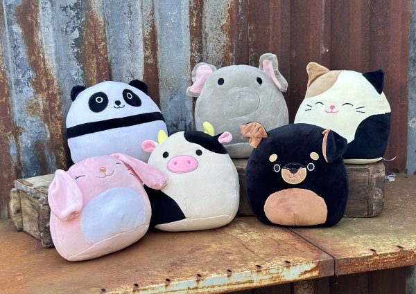 Mjukisar super mjuka gulliga djur Soft Squish. Finns i flera olika modeller -Stor Elefant -Stor Kanin -Stor Hund -Stor Katt -Sto