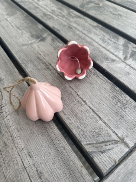 Blomformad färgglad bubbel klocka