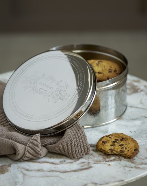 Vacker och elegant burk till kakor i silver 
