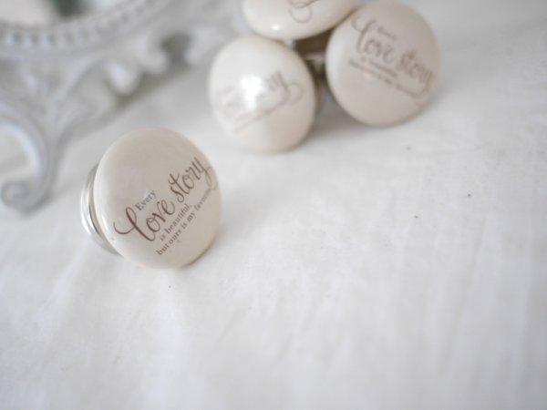 Porslinsknopp Love Story