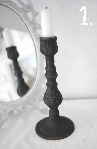 Gammeldags ljustakar i gjutjärn. Tuffa och vackra med grova kontraster fina detaljer och väldekorerade fötter i fransk industris