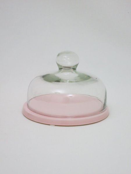 Rosa porslinsfat med glaskupa