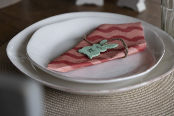 Färgglad kanin Glad Påsk